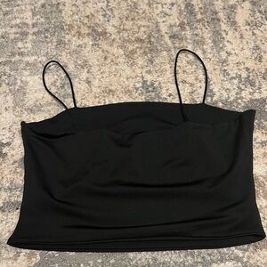 SHEIN•Cut out crop top